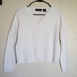 Laura Scott medium white cardigan